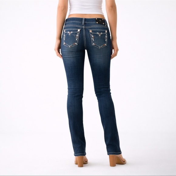 📌Miss Me Easy Skinny Jeans Women’s 29 Embellished Stretch Denim Medium Wash 30” - Picture 3 of 6